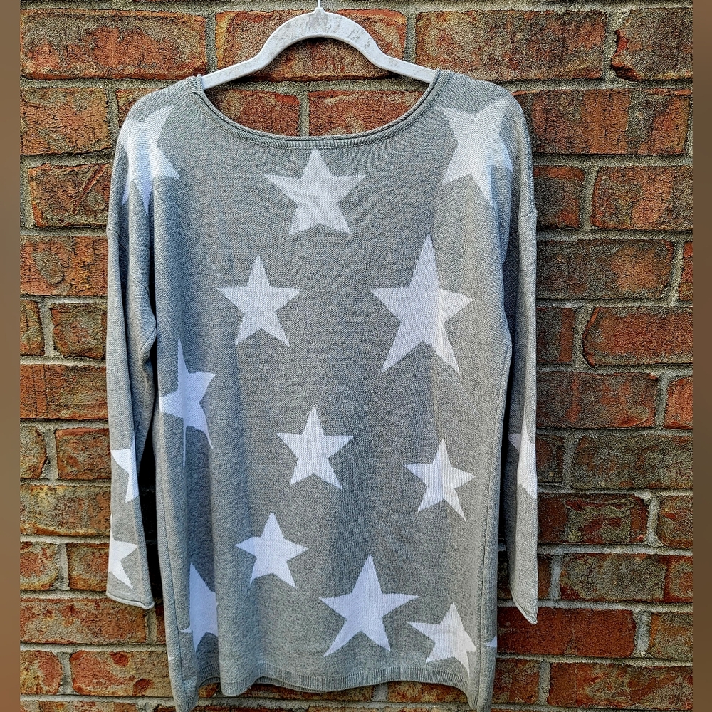 Women's Relativity Gray Star Sweater - Picture 3 of 6